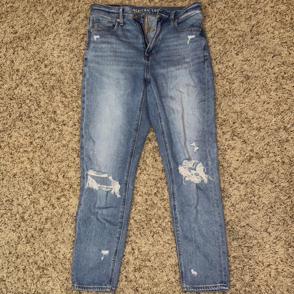 American Eagle mom jeans